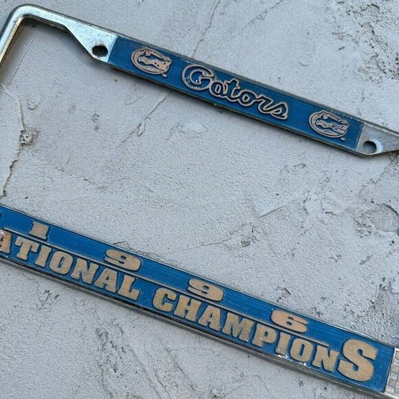 Vintage University of Florida Gators 1996 Champions Metal License Plate Frame - Picture 2 of 3